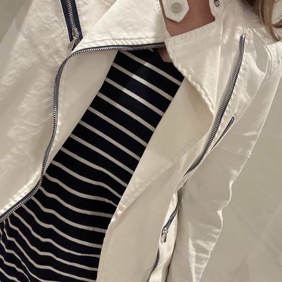 Women's White Jacket - Picture 10 of 12